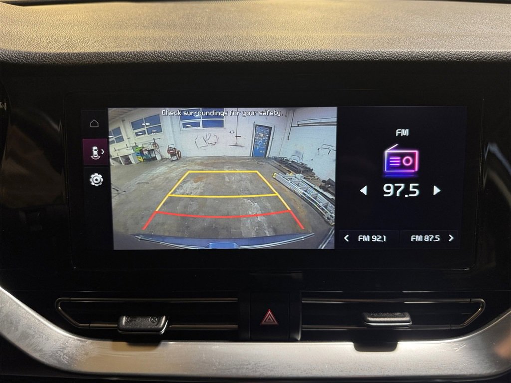 Certified 2022 Kia Niro Touring Special Edition image 18