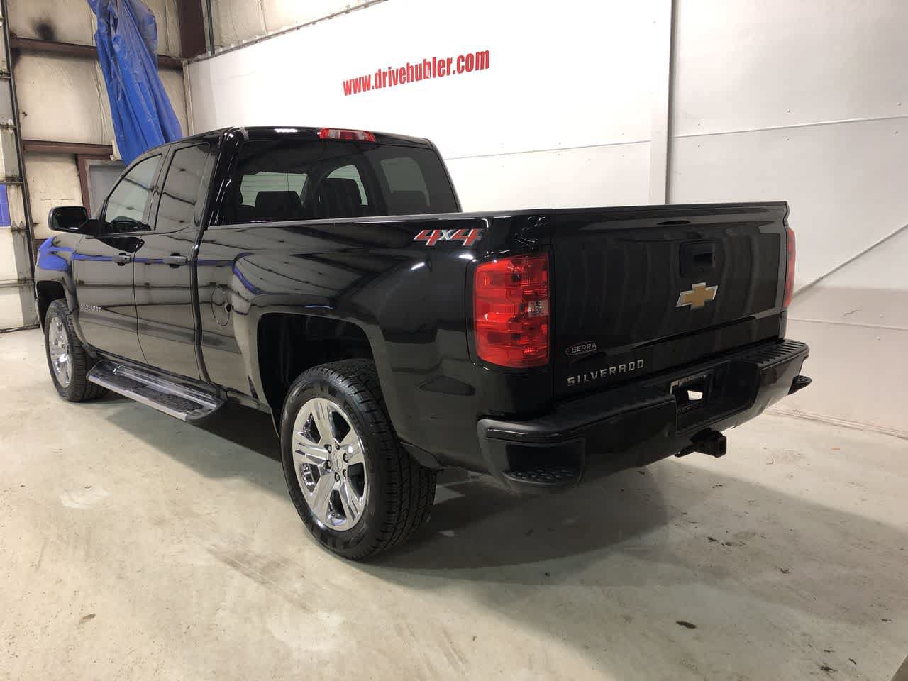 Used 2018 Chevrolet Silverado 1500 Custom w/ Custom Value Package AWD/4WD image 13
