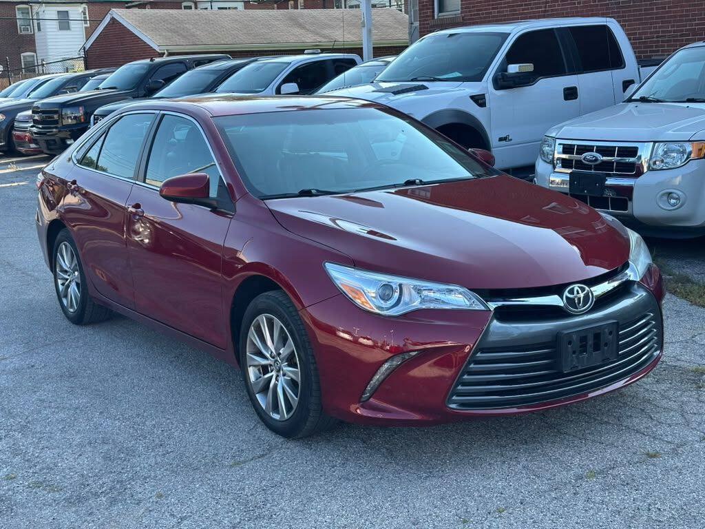 Used 2017 Toyota Camry XLE w/ Convenience Package