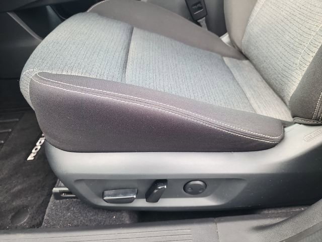 Used 2021 Nissan Rogue SV image 14