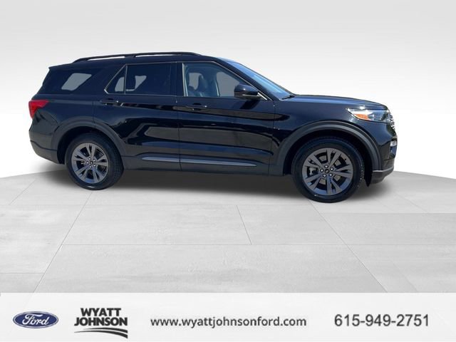 Certified 2023 Ford Explorer XLT w/ Equipment Group 202A AWD/4WD image 2