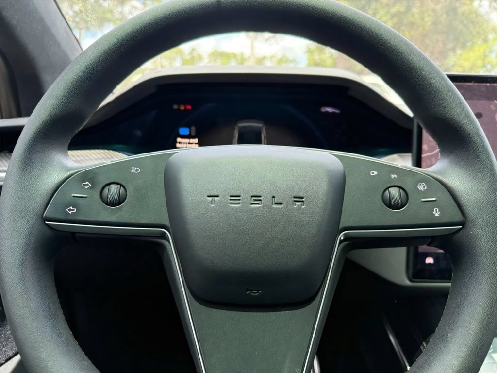 Used 2023 Tesla Model X Plaid AWD/4WD image 21