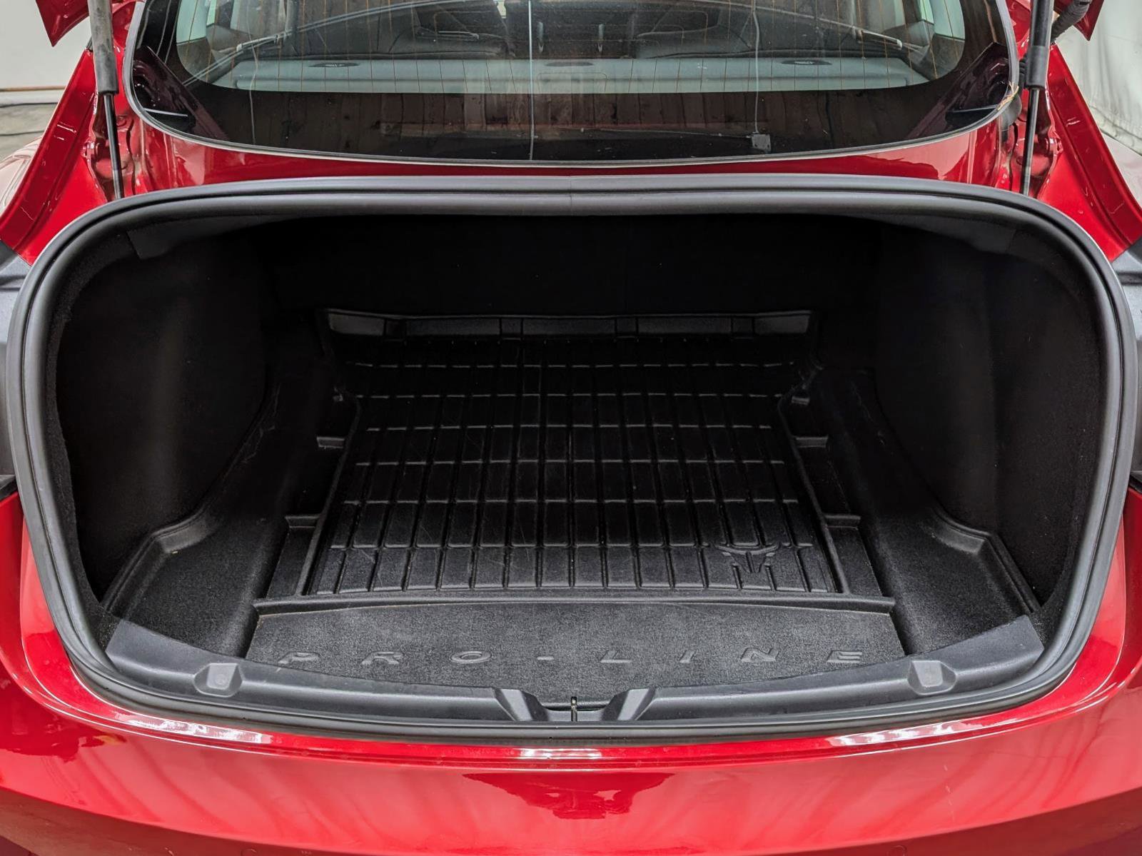 Used 2020 Tesla Model 3 Performance image 19