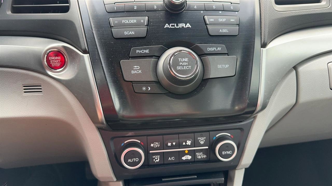 Used 2018 Acura ILX FWD image 33