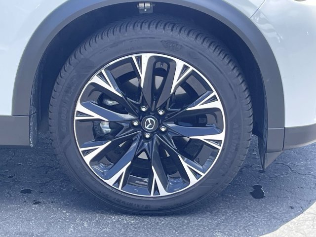 Used 2024 MAZDA CX-90 Plug-In Hybrid w/ Premium Plus AWD/4WD image 9