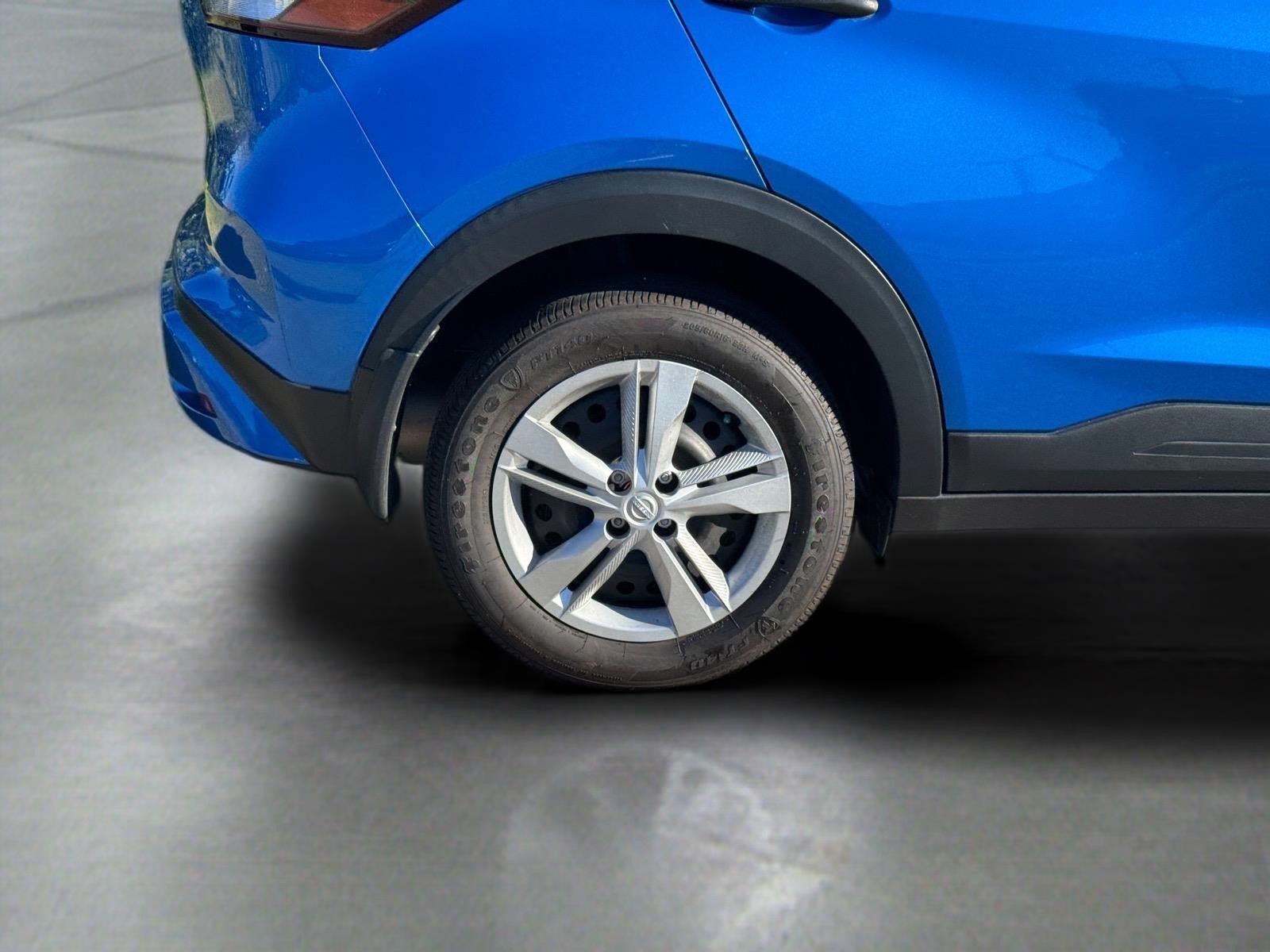 Used 2024 Nissan Kicks S FWD image 14