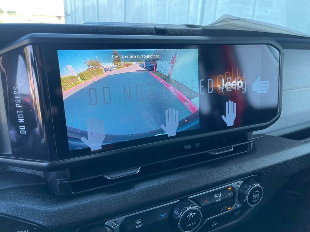 New 2026 Jeep Wrangler Unlimited Sport AWD/4WD image 31