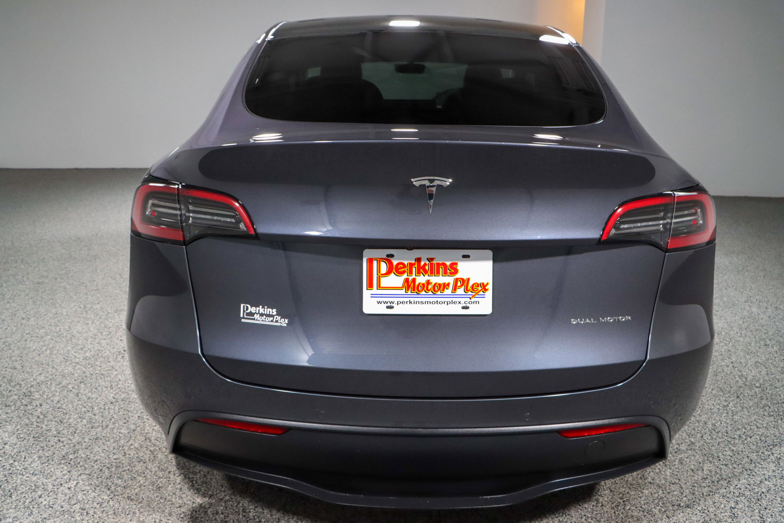 Used 2021 Tesla Model Y Long Range image 8