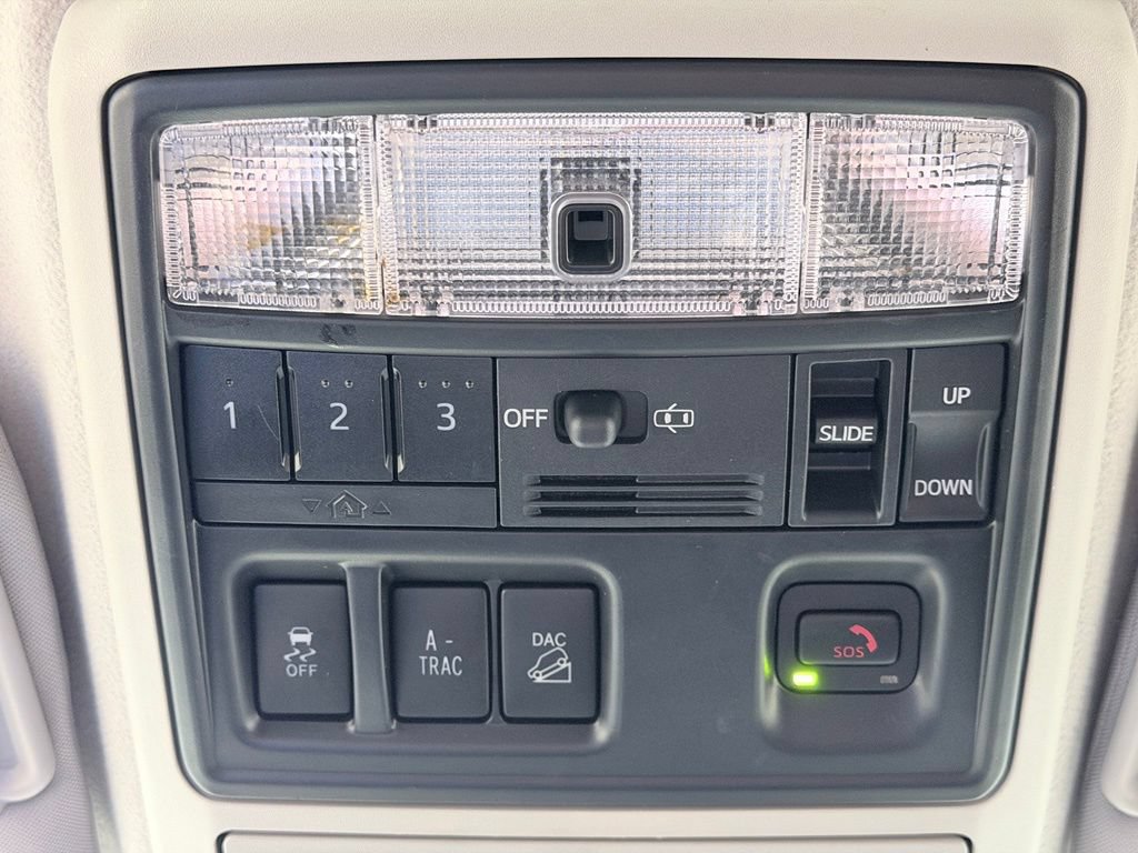 Used 2020 Toyota 4Runner Limited AWD/4WD image 62