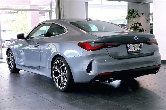 Used 2025 BMW 430i Coupe w/ Premium Package RWD image 5