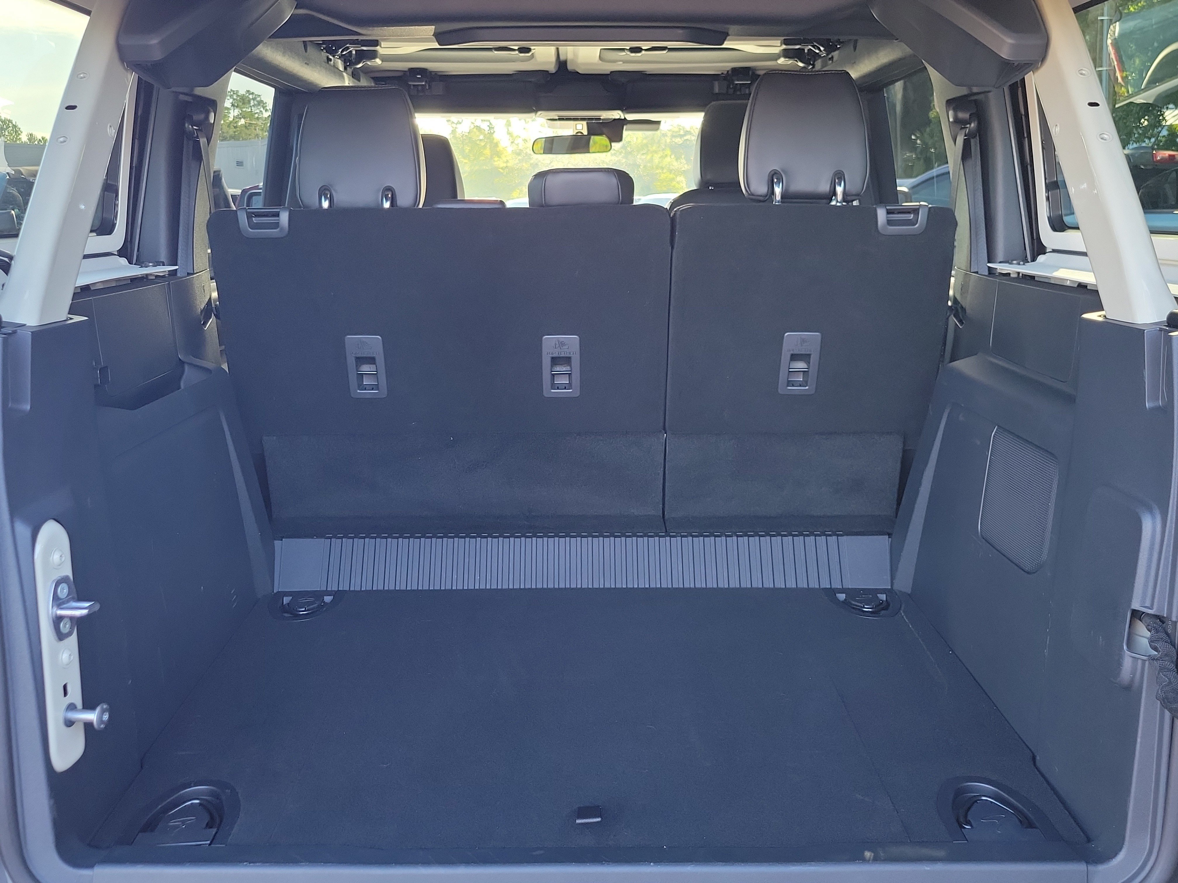 Used 2026 Ford Bronco Badlands AWD/4WD image 8