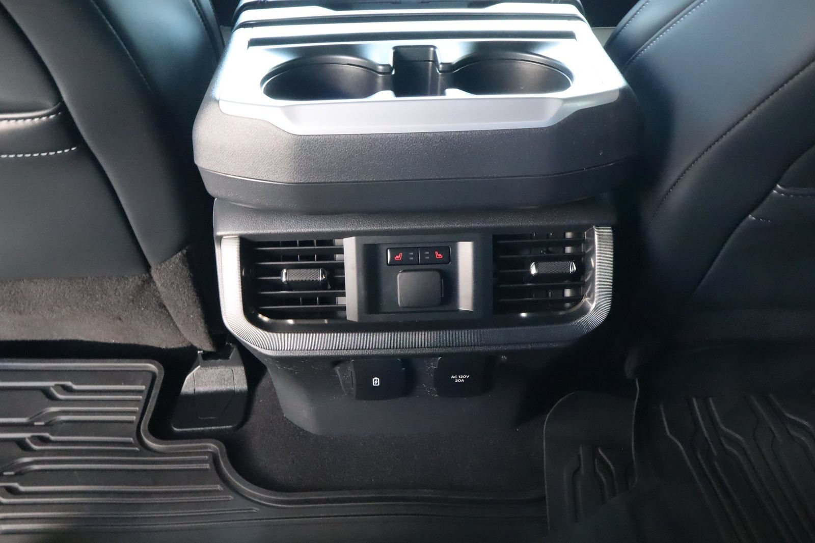 Used 2025 Ford F150 Platinum AWD/4WD image 36