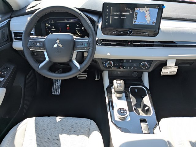 New 2026 Mitsubishi Outlander SEL FWD image 17