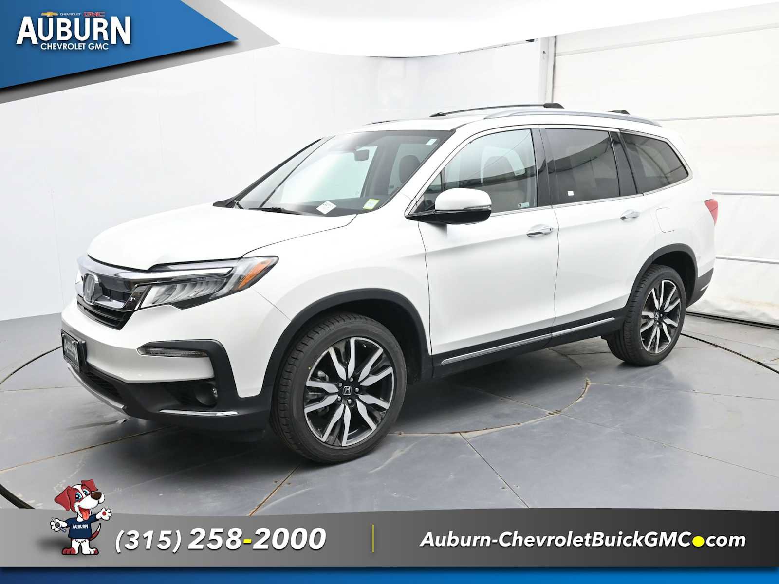 Used 2021 Honda Pilot Touring image 2