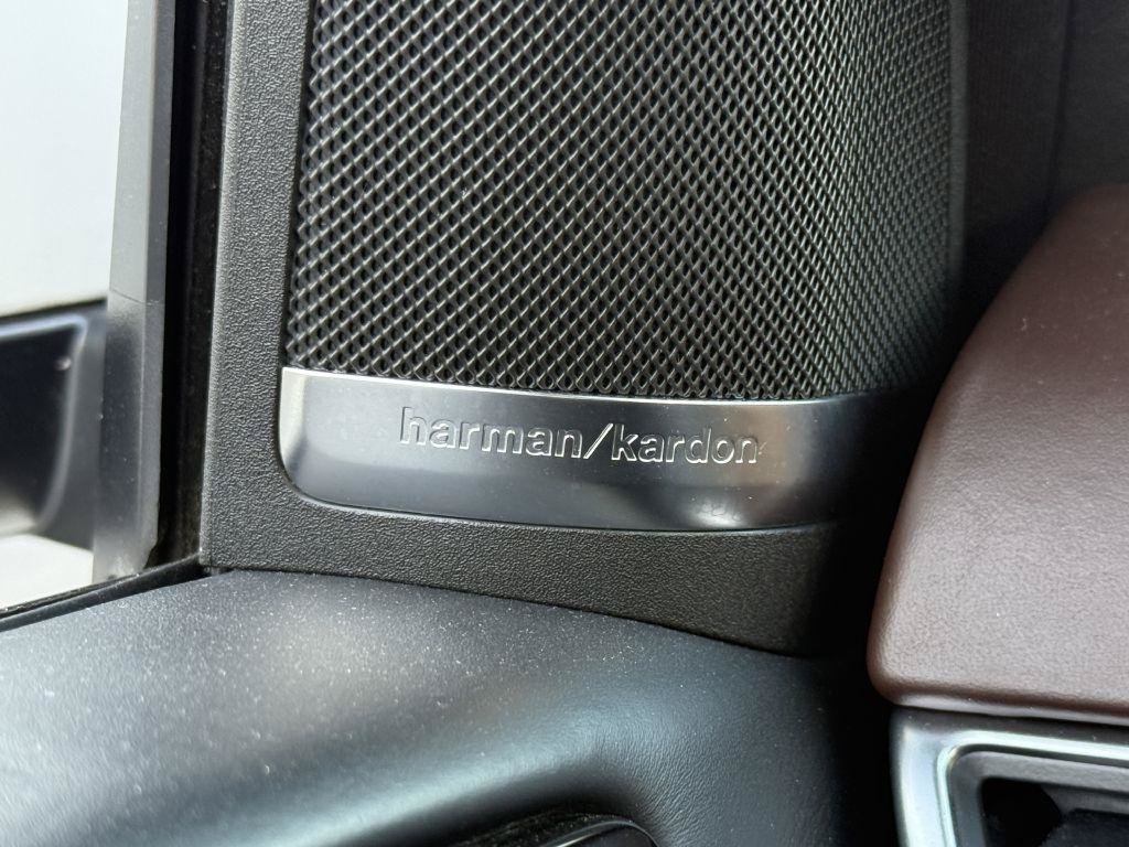 Used 2015 Mercedes-Benz GL 63 AMG 4MATIC image 34