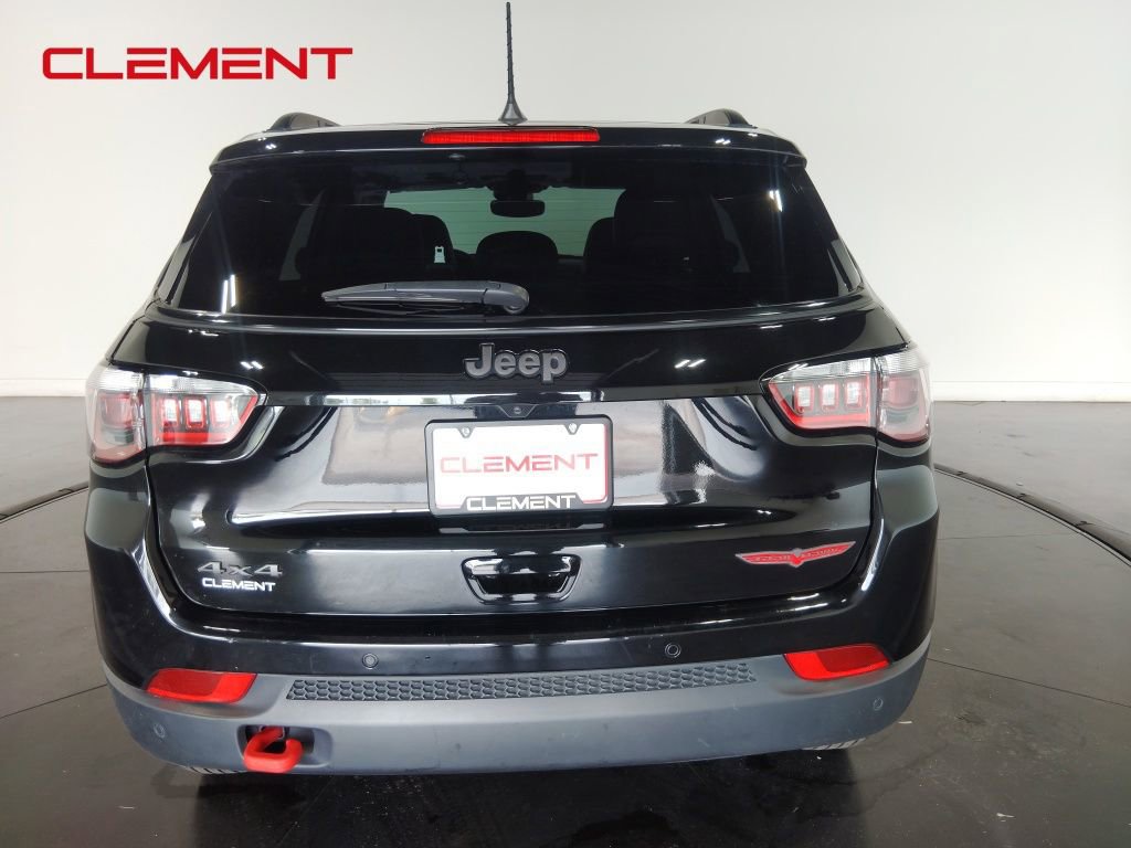 Used 2024 Jeep Compass Trailhawk image 8