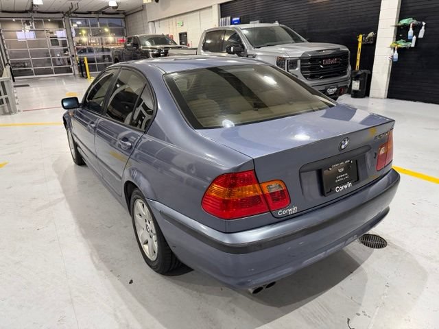 Used 2005 BMW 325xi Sedan AWD/4WD image 6