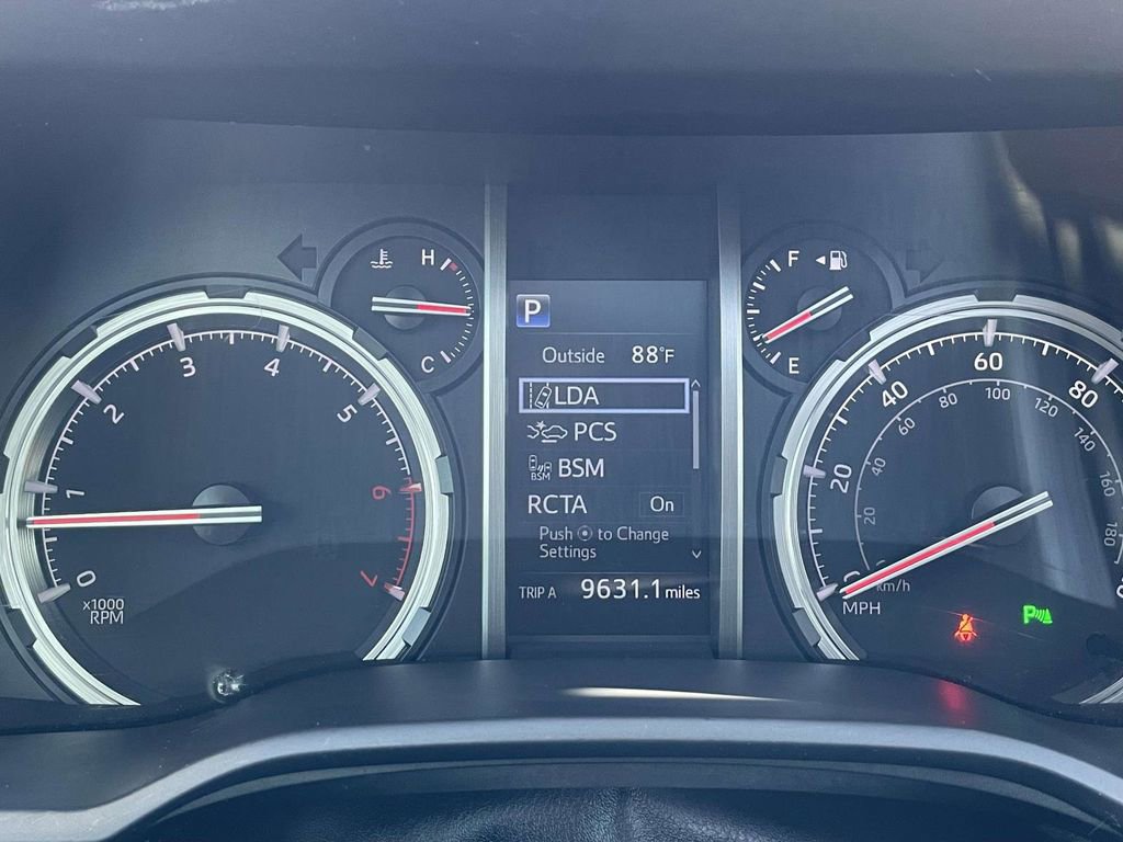 Used 2023 Toyota 4Runner Limited RWD image 29
