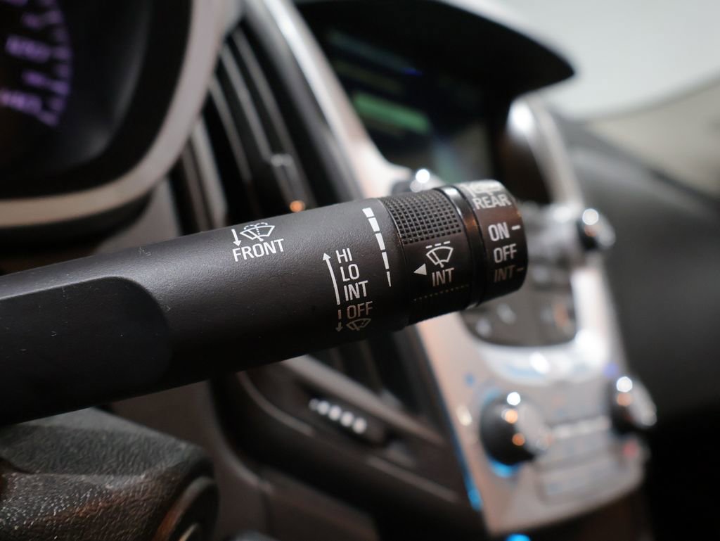 Used 2012 Chevrolet Equinox LT w/ Driver Convenience Package image 33