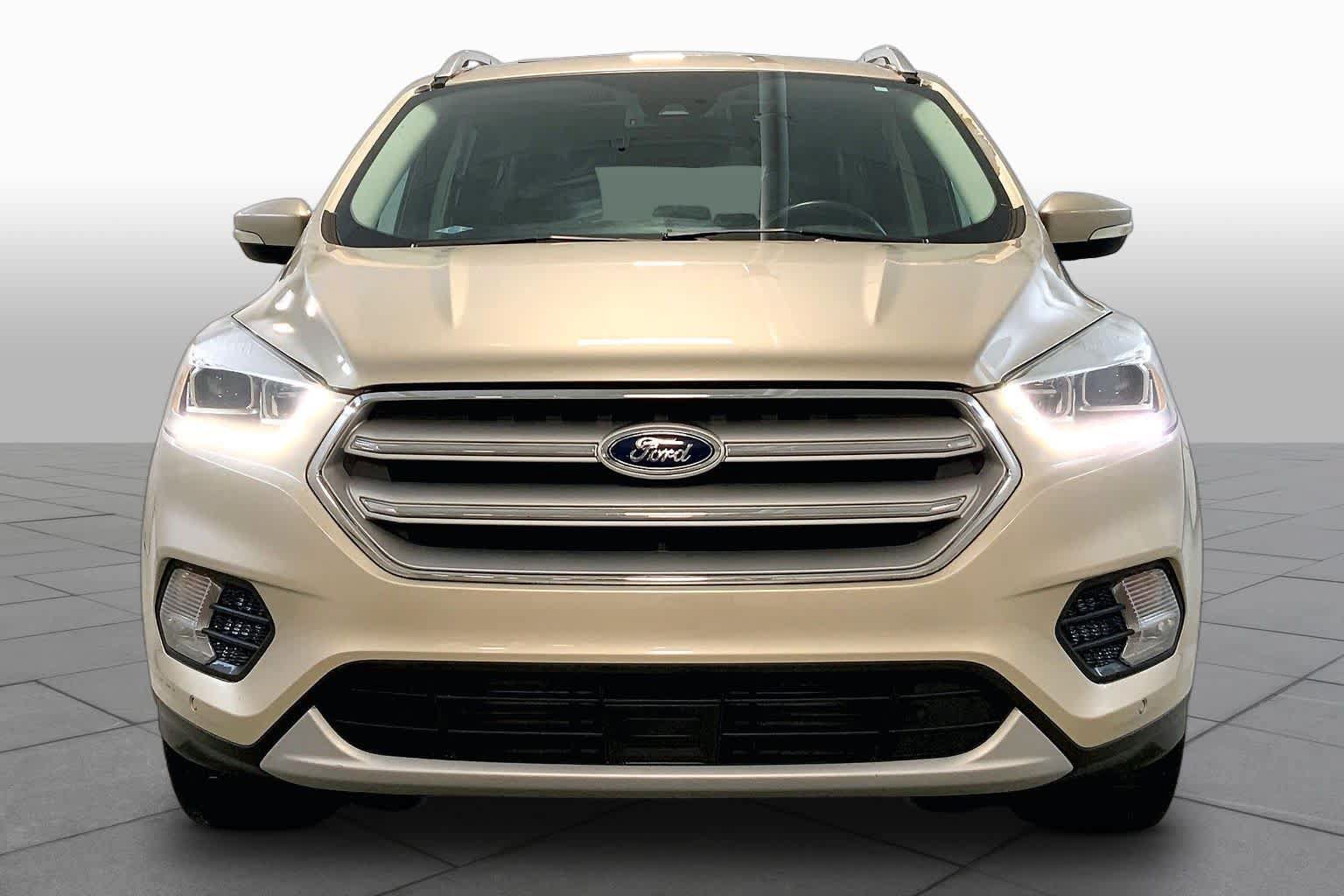 Used 2018 Ford Escape Titanium w/ Ford Safe & Smart Package AWD/4WD image 3