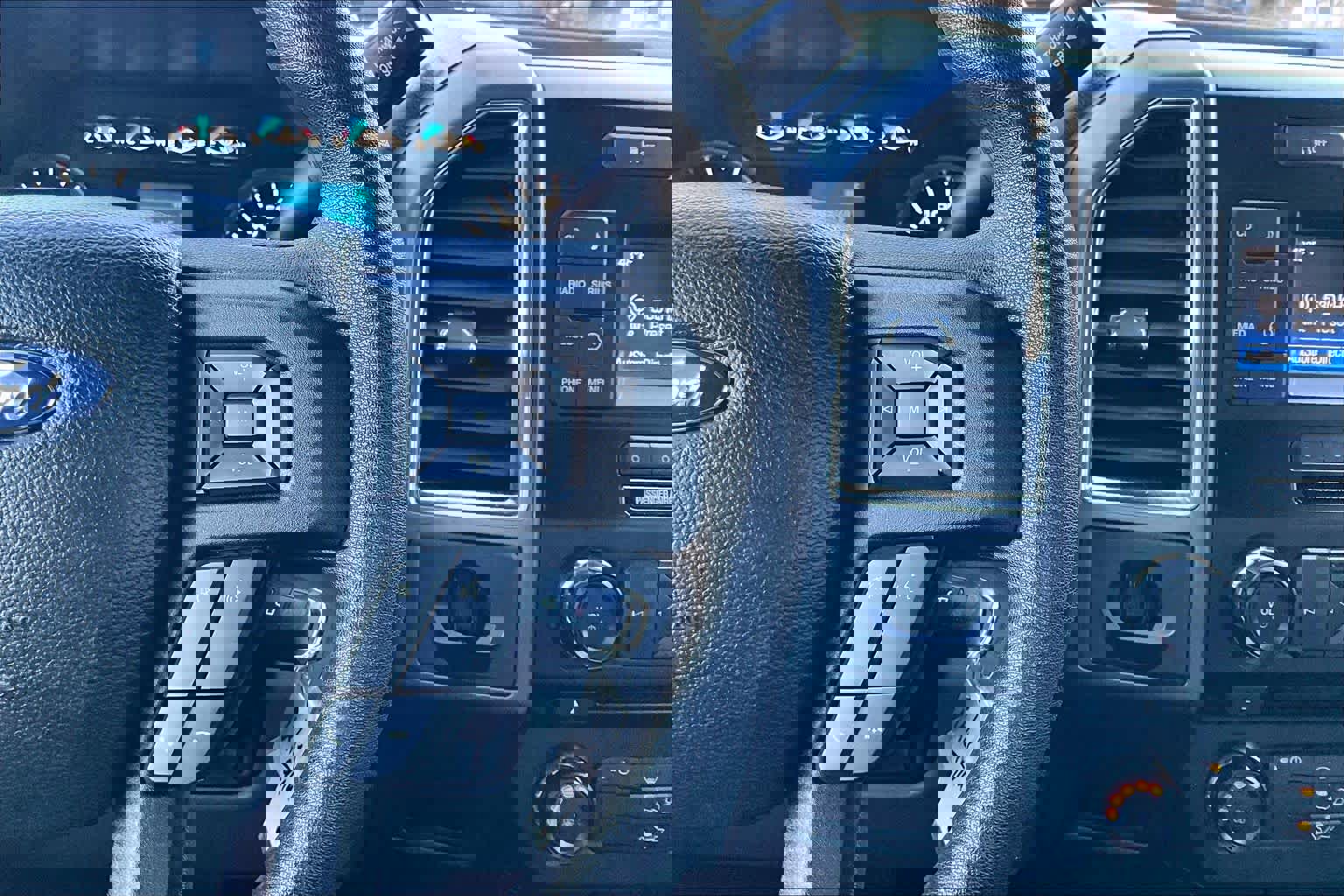 Used 2016 Ford F150 XLT image 25