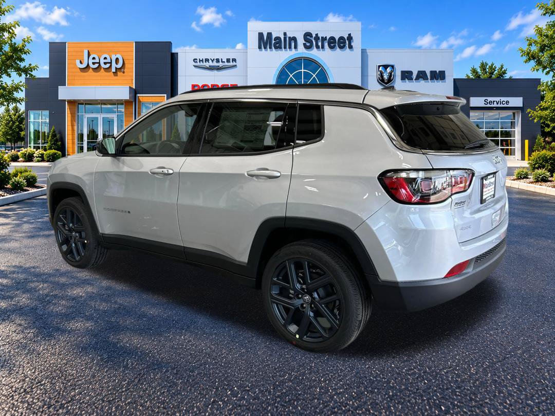 New 2026 Jeep Compass Latitude AWD/4WD image 3