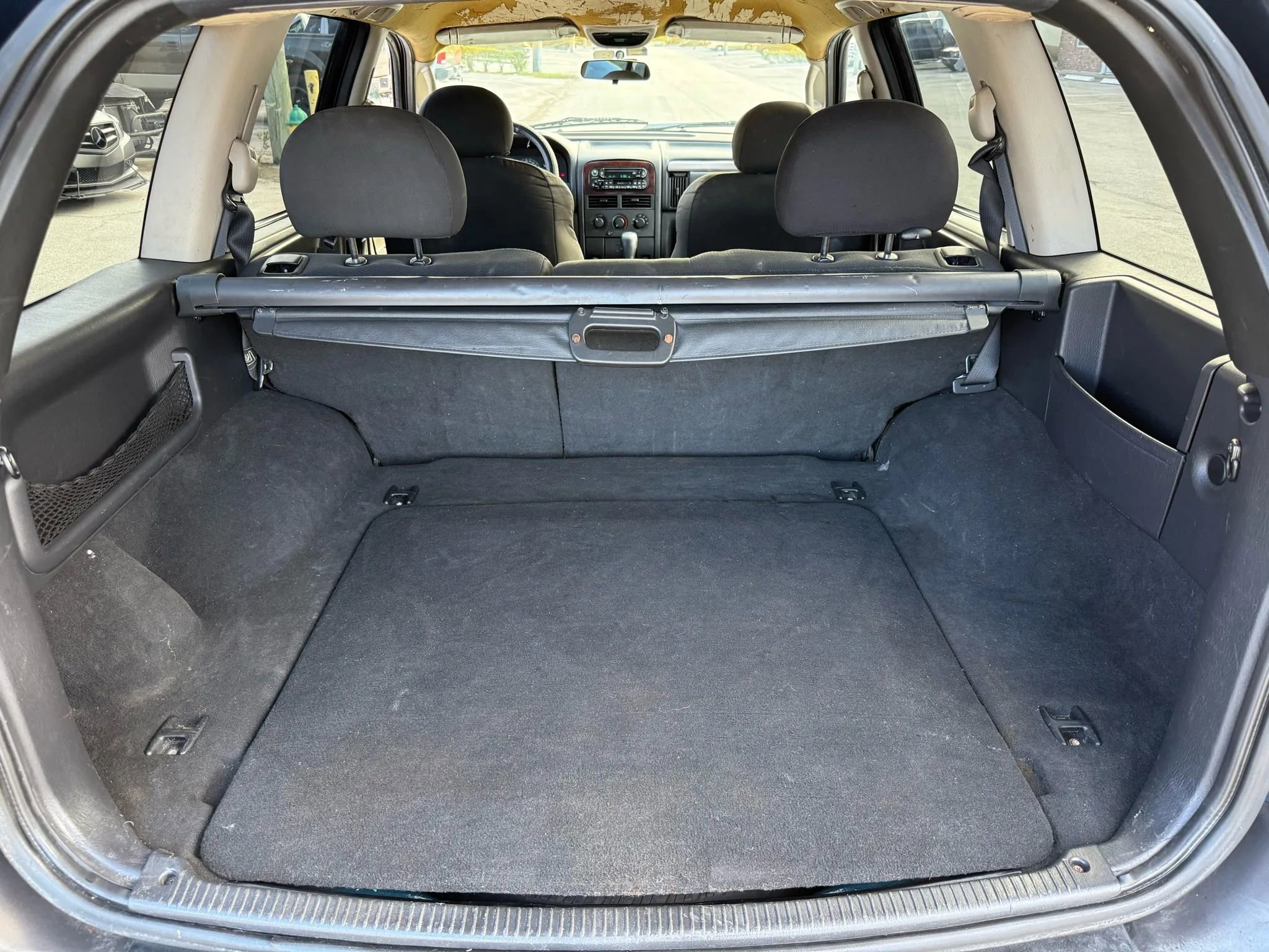 Used 2002 Jeep Grand Cherokee Laredo image 25