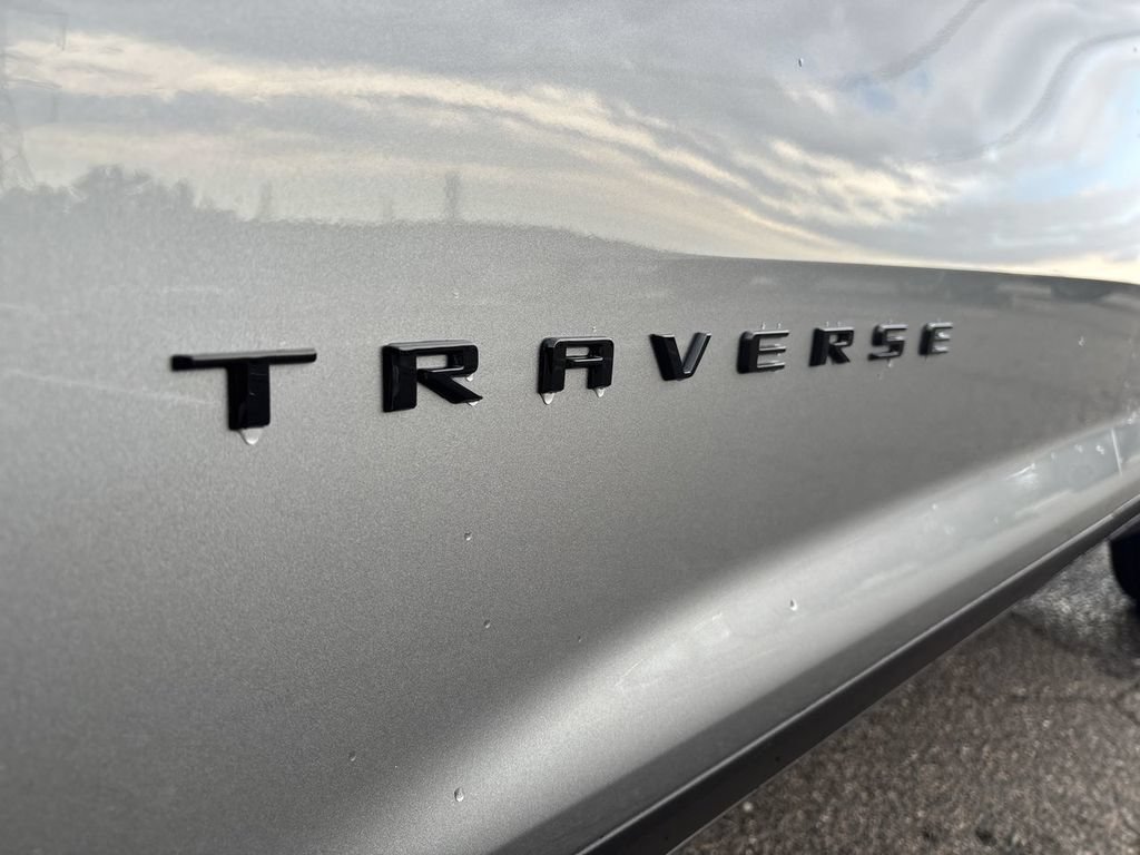 New 2026 Chevrolet Traverse LT w/ Midnight/Sport Edition AWD/4WD image 34