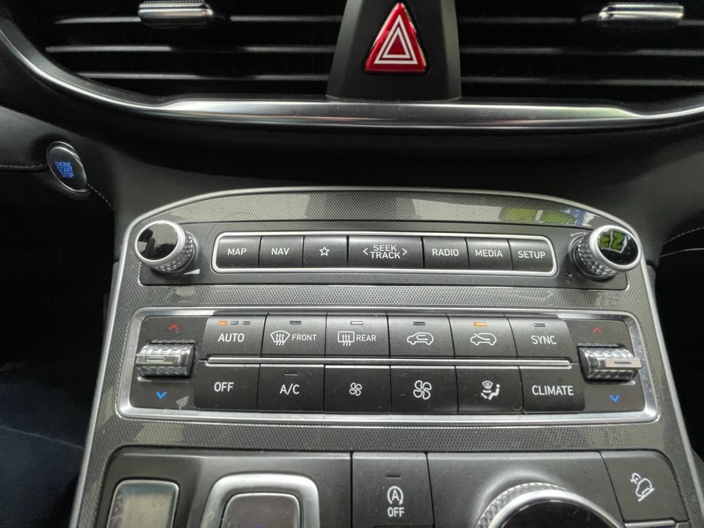 Used 2023 Hyundai Santa Fe Calligraphy AWD/4WD image 18