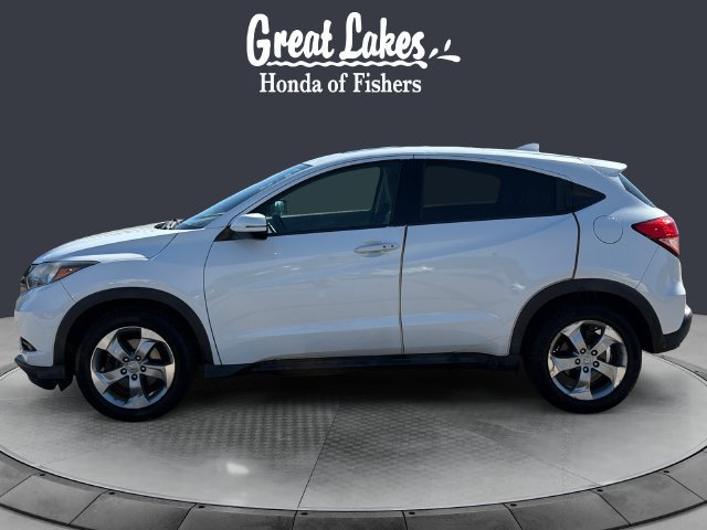 Used 2017 Honda HR-V EX image 2