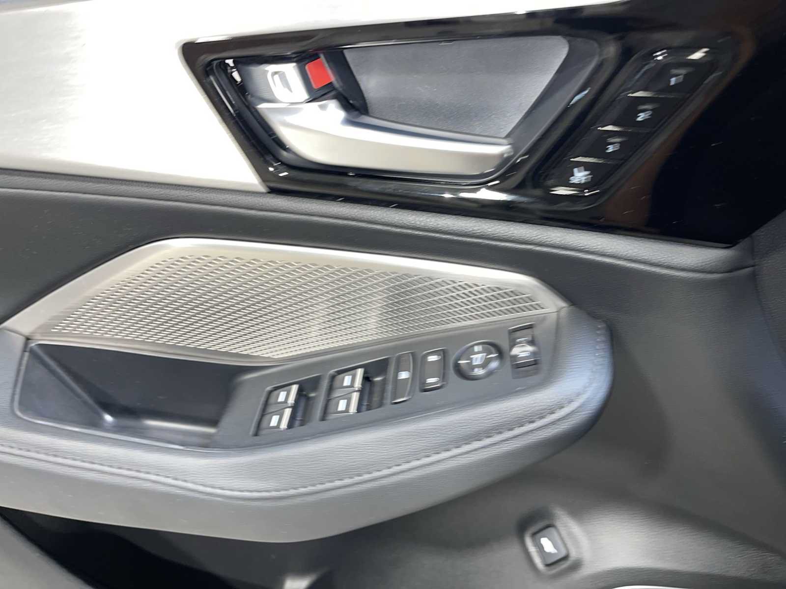 Certified 2024 Acura MDX SH-AWD image 23
