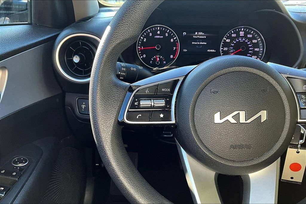 Used 2023 Kia Forte LXS FWD image 10