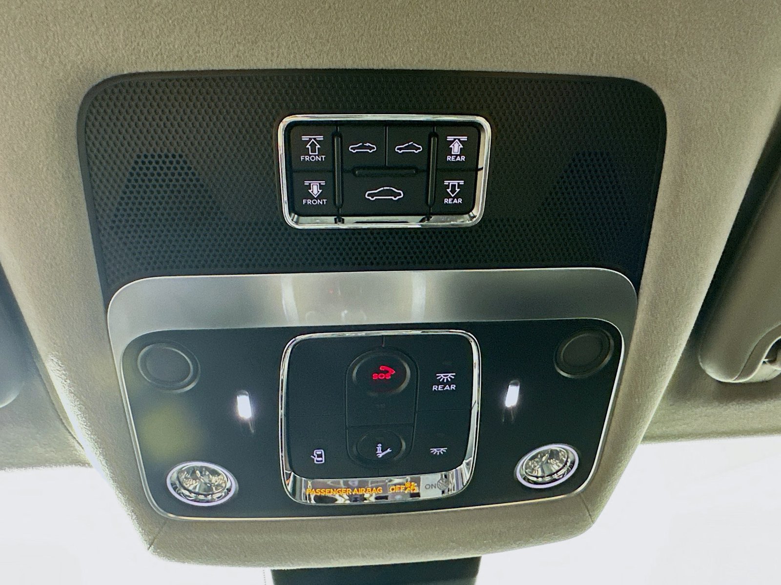 New 2026 Bentley Flying Spur V8 AWD/4WD image 34