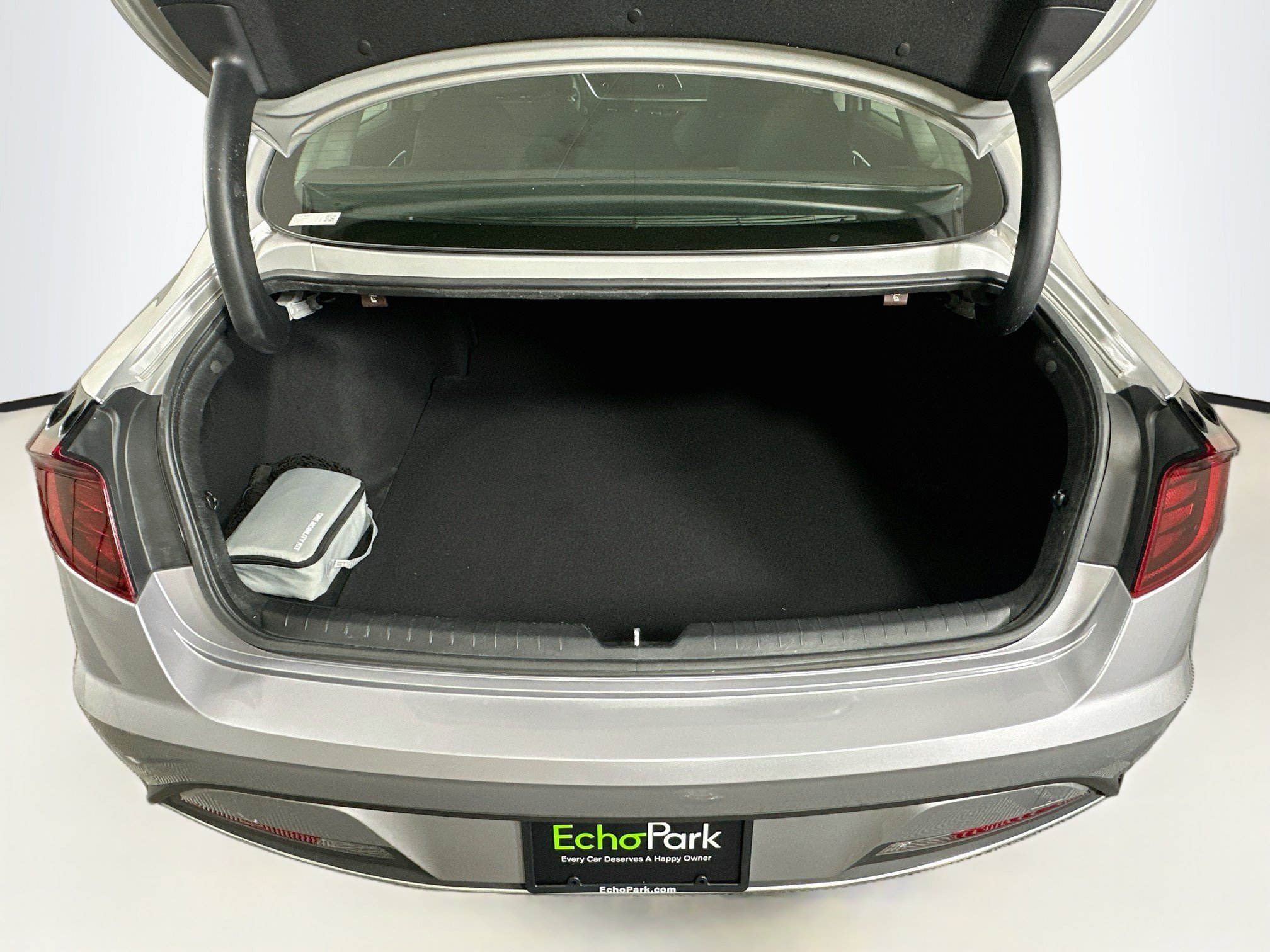 Used 2023 Hyundai Sonata Blue FWD image 27