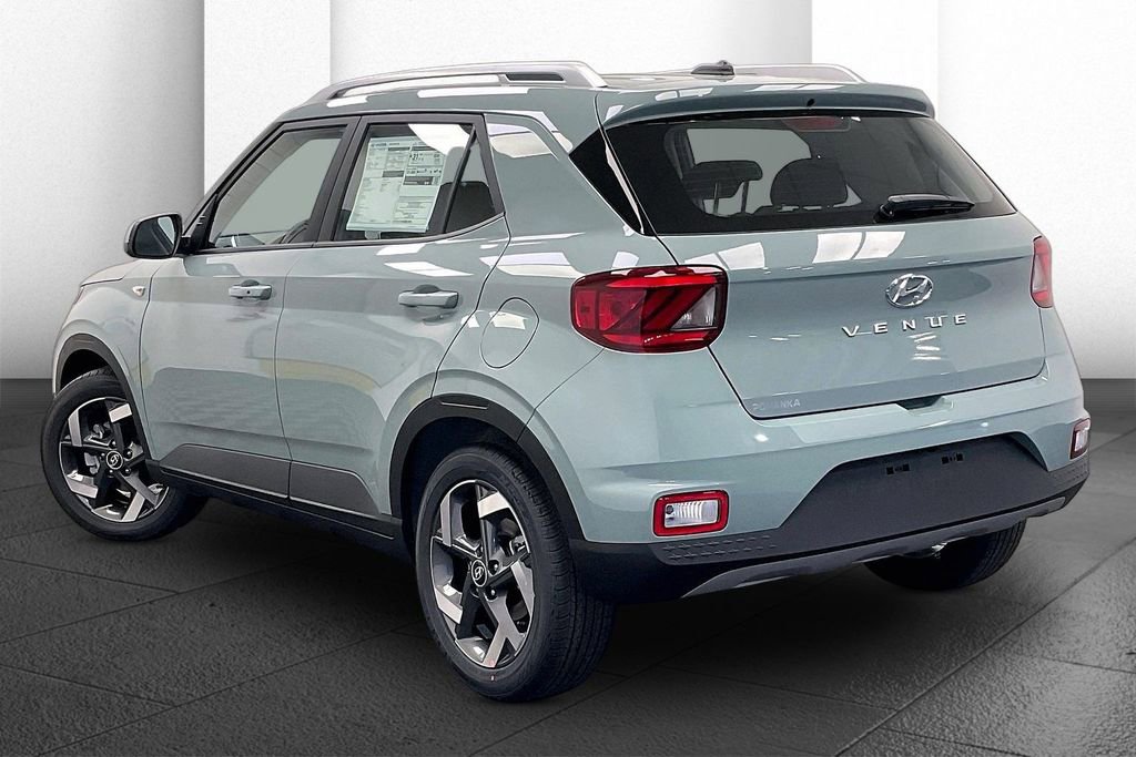 New 2026 Hyundai Venue SEL image 3
