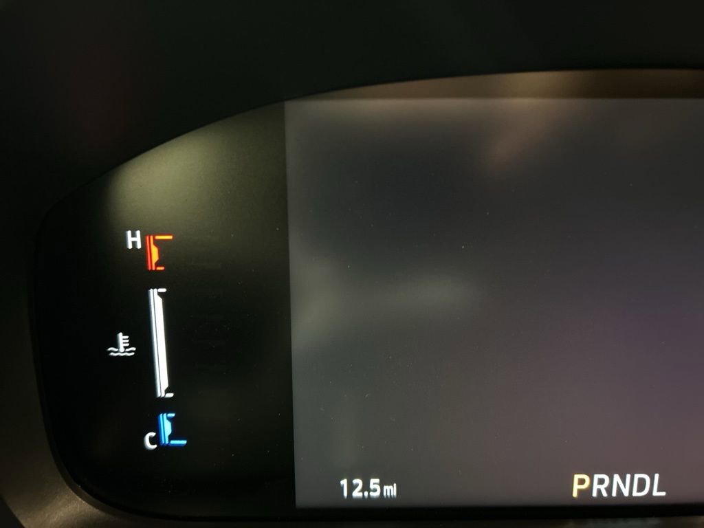 New 2025 Ford Maverick XLT w/ XLT Luxury Package image 12