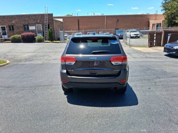 Used 2015 Jeep Grand Cherokee Laredo w/ Quick Order Package 23E AWD/4WD image 6