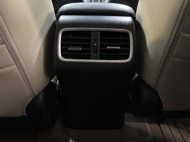 Used 2016 Honda CR-V Touring image 20