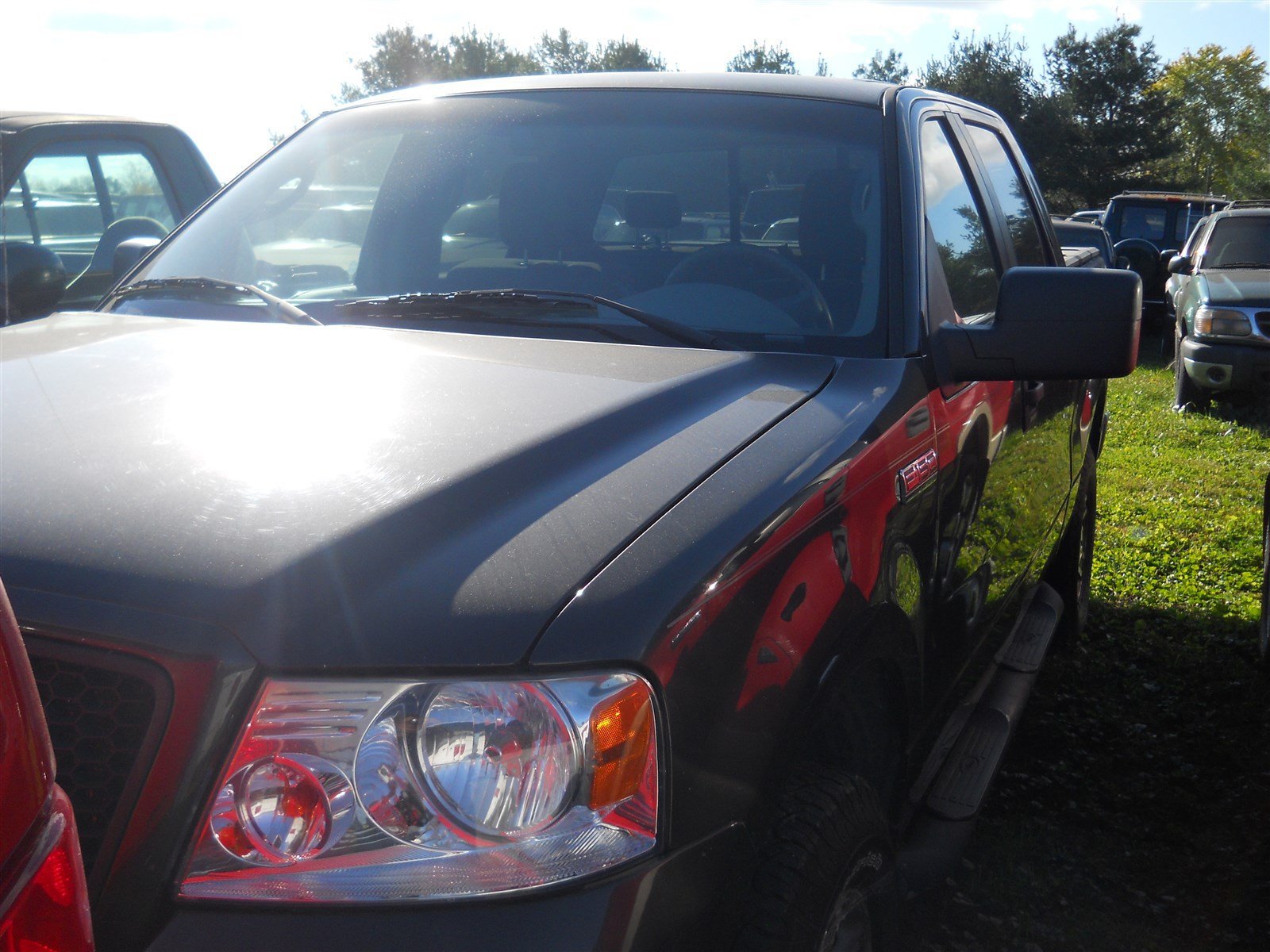 Used 2005 Ford F150 XLT AWD/4WD image 1