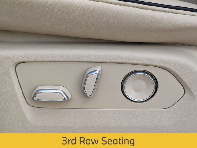 Used 2024 Cadillac Escalade Premium Luxury image 15