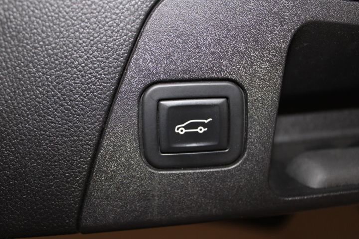 Used 2018 Buick Envision Essence image 14