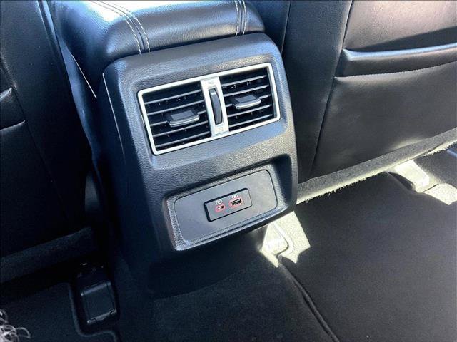 Used 2019 Nissan Maxima 3.5 SL w/ Floor Mat Group FWD image 22