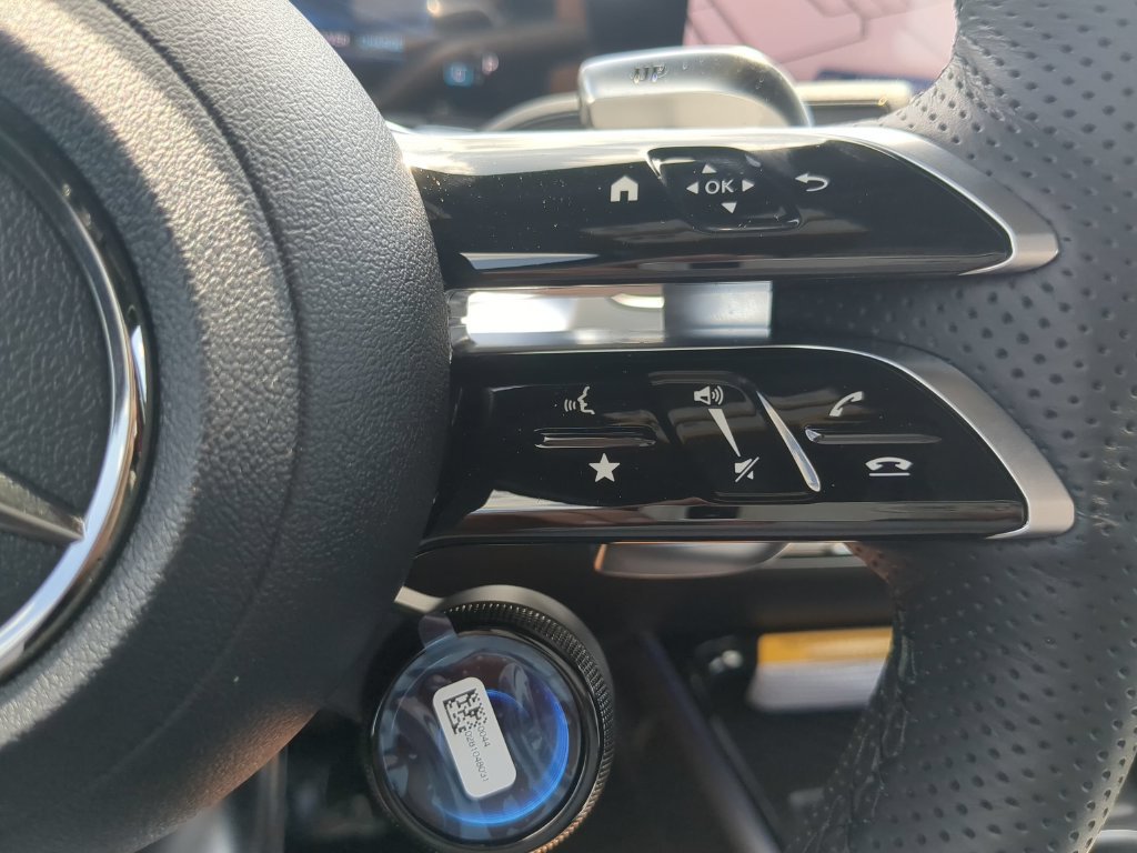 Used 2024 Mercedes-Benz GLB 35 AMG 4MATIC image 14