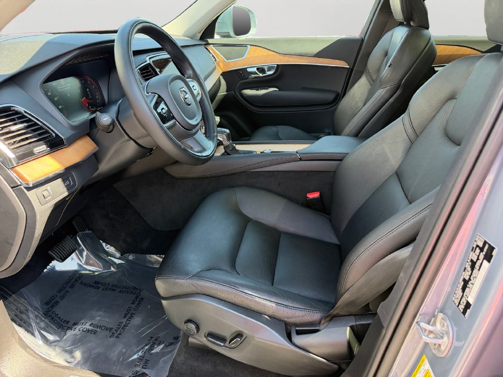 Used 2022 Volvo XC90 T6 Momentum w/ Advanced Package AWD/4WD image 16