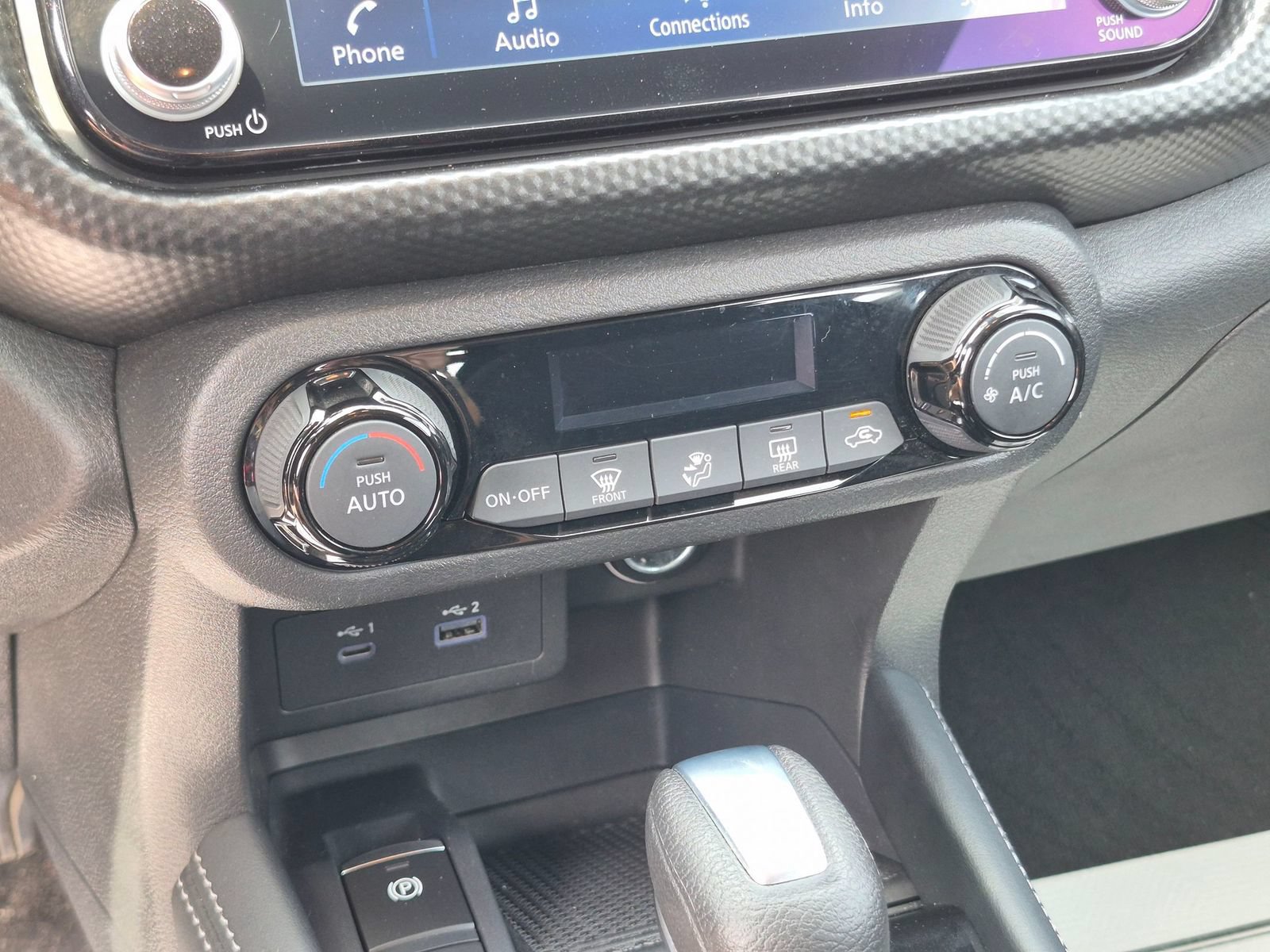 Certified 2022 Nissan Kicks SV FWD image 21