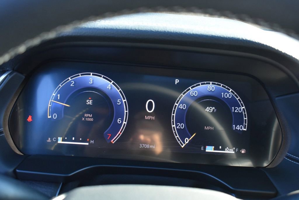 Certified 2025 Jeep Grand Cherokee Limited w/ Luxury Tech Group II image 17