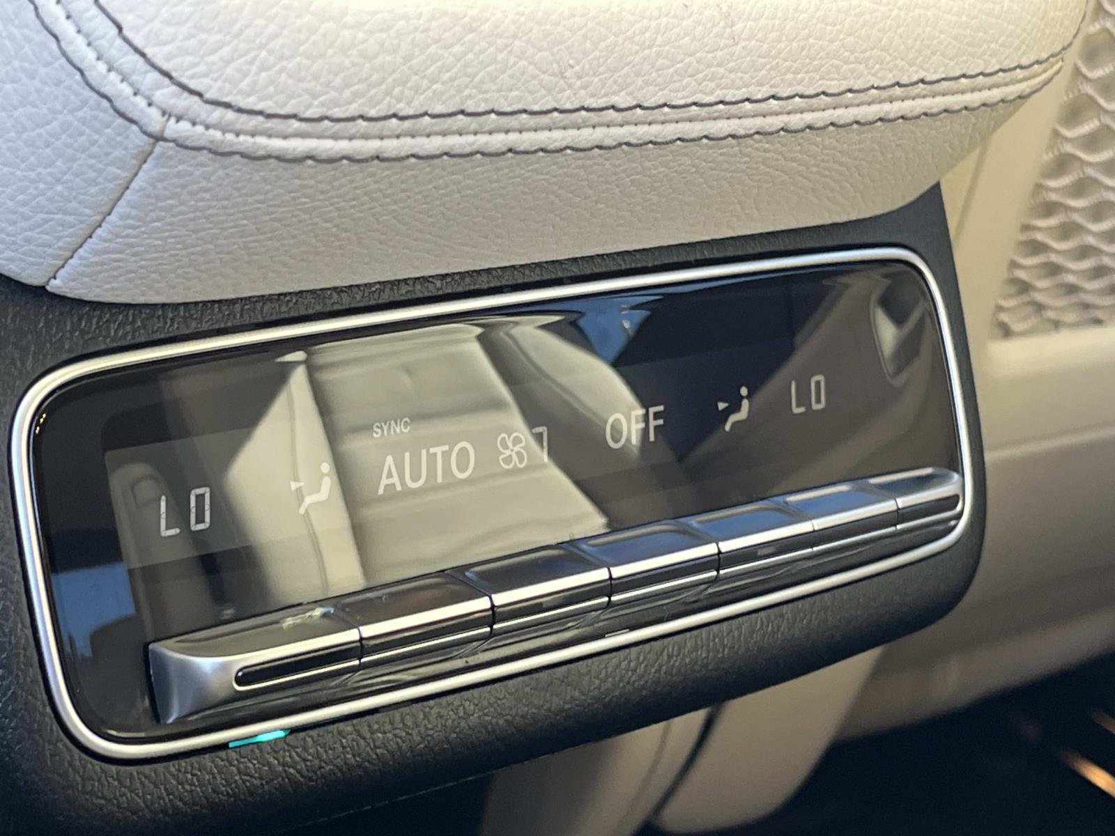 Certified 2023 Mercedes-Benz GLS 450 4MATIC image 17