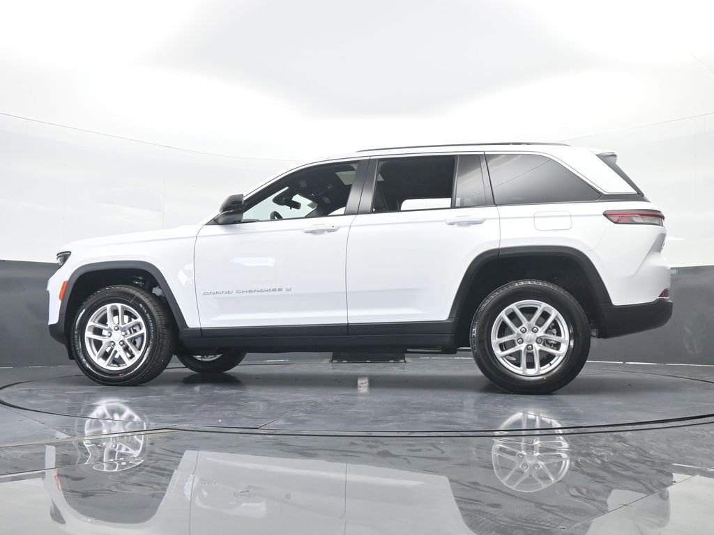 New 2025 Jeep Grand Cherokee Laredo RWD image 56