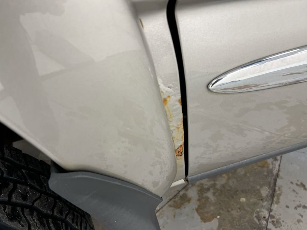 Used 2003 GMC Sierra 2500 SLT w/ SLT Preferred Equipment Group image 34