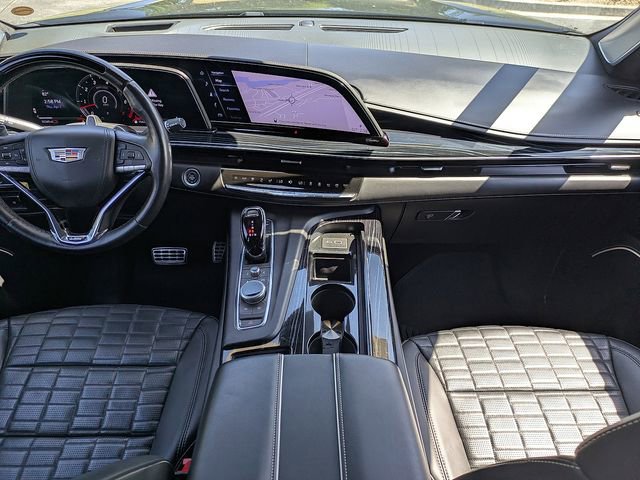 Certified 2023 Cadillac Escalade V w/ LPO, ONYX Package AWD/4WD image 15